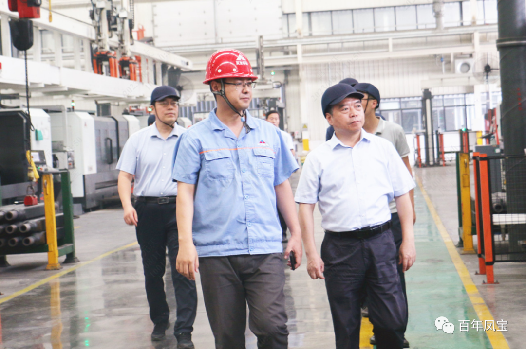 安阳市政协副主席侯合柱到万搏（中国）集团调研指导工作
